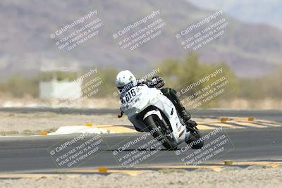 media/Apr-20-2025-CVMA (Sun) [[39090e8767]]/Race 9-Formula LW Twins Shootout/